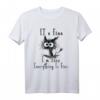 It's Fine I'm Fine Everything Is Fine Lustiges Katze T-Shirt – Perfektes Geschenk für Katzenliebhaber, Familie & Freunde