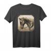 Amerikanisches Alt-Westen Pferd T-Shirt mit Quarter Horse Design - Klassisch geschnitten, doppelt genähter Saum