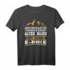 Herren T-Shirt E-Bike Fahrrad E-Bike Elektrofahrrad mit Spruch – Lustiges Geschenk für Radfahrer & Biker, perfekt für E-Bike Enthusiasten