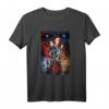 HapKitten Stranger Things Full Cast Poster T-Shirt – Offiziell lizenziertes Fan-Shirt für Männer, Frauen, Jungen & Mädchen