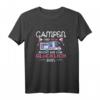 Lustiges Frauen Camping und Wein Spruch T-Shirt – Perfekt für Camperinnen, Weinliebhaberinnen und Naturfreundinnen