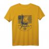 HapKitten Stratocaster American Flag Backdrop T-Shirt – Vintage Gitarren & Musik-Design für Männer und Frauen