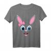 Lächelnder animierter Osterhase T-Shirt für Erwachsene & Kinder – Klassisch geschnitten, perfekt für Ostern & Festliche Anlässe