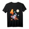 Kinder Astronaut T-Shirt zum 4. Geburtstag – Lustiges Weltraum Outfit für Jungen und Mädchen, ideales Geschenk für kleine Raumfahrer