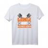 Die Garage ruft Auto Mechaniker Schrauber KFZ Geschenk T-Shirt - Lustiges Geschenk für Mechaniker, Hobbyschrauber & KFZ-Liebhaber