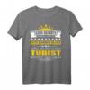 Lustiges Tuba Geschenk T-Shirt für Musiker - Geburtstags- und Tubisten-Highlight mit Spruch 'Seine Majestät der Tubist betritt den Raum'
