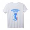 Kinder Seepferdchen Bestanden Frühschwimmer Abzeichen Geschenk T-Shirt - Stolzes Motiv für erfolgreiche Schwimmlernkinder
