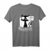 Schwarze Katze Allergisch Spruch Katzenliebhaber T-Shirt – Lustiges Geschenk für Katzenfans, Katzenmamas & Kinderlose Katzenbesitzer