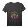 Buntes Hippie T-Shirt mit Peace-Zeichen und Batikfärbung - Nostalgisches 60er/70er Jahre Style, perfektes Geschenk für Halloween, Weihnachten & besondere Anlässe