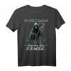 Sarkastisches Reaper T-Shirt mit dem Spruch 'So viele Idioten und nur eine Sense' – Perfekt für Humor- und Gothic-Fans