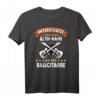 Bassist Geschenk mit Spruch – Unterschätze niemals einen alten Mann mit Bassgitarre T-Shirt für Musiker, Bandkollegen und Gig-Performances