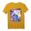 Galaxy Dolphin - Delfine im Weltraum T-Shirt mit klassischem Schnitt und doppeltem Saum für Meeres- und Weltraumfans