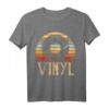 Vintage Vinyl Schallplatte Plattenspieler Geschenk T-Shirt – Retro Design für DJs und Musikliebhaber