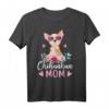 Niedliches Chihuahua Mama T-Shirt mit Sonnenbrille & Blumen – Perfektes Geschenk für Hundemütter & Chihuahua-Liebhaberinnen