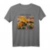Van Gogh Gemälde Landschaft mit Haus und Pflugmann Kunst T-Shirt - Impressionistische Fine Art Mode für Kunstliebhaber