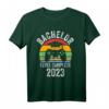 Bachelorstufe abgeschlossen 2023 Gaming T-Shirt – Humorvolles Uni Abschluss Design für Junggesellenabschied & Bachelor Feier 2023