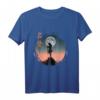 Futuristischer Geister Samurai T-Shirt - Japanische Cyberpunk Streetwear für Anime- und Samurai-Fans mit Mond und Katana Design