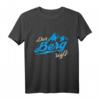 Trachten T-Shirt Der Berg ruft – Klassisch geschnittenes Bergmotiv Shirt für Natur- und Bergliebhaber
