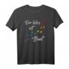 Der Weg ist Bunt mit Regenbogen Farben - LGBTQ Pride T-Shirt mit Fussspuren für Vielfalt, Stolz & Menschenrechte