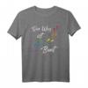 Der Weg ist Bunt mit Regenbogen Farben - LGBTQ Pride T-Shirt mit Fussspuren für Vielfalt, Stolz & Menschenrechte