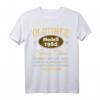 Lustiges 44. Geburtstag T-Shirt für Mann und Frau – Witzige Geschenkidee & Deko für den 44. Geburtstag 1980