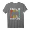 Herren 18. Geburtstag Jungen Gamer Level 18 T-Shirt - Cooles Geschenk für Videospiel-Fans und Geburtstagsfeier