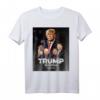 Trump Season 2 Coming 2024 - Lustiges HapKitten T-Shirt mit humoristischem Filmplakat-Design