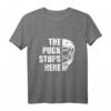 Hockey Goalie T-Shirt mit 'The puck stops here' - Perfekt für Eishockey Torhüter & Feldhockey Torwarte, Training & Freizeit