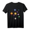 Würfel für Rollenspiele T-Shirt – Planetensystem Design für Tabletop- und Pen-and-Paper-Fans