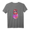 Bunte Graffiti Matroschka Püppchen T-Shirt – Modisches Streetwear-Oberteil, Perfekt als Geschenk zu Weihnachten, Geburtstag und Feiertagen