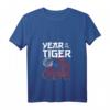 Damen Year Of the Tiger Chinese Zodiac T-Shirt mit V-Ausschnitt – Perfekt für Chinesisches Neujahr & Tiger-Jahr Feierlichkeiten