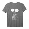 König Karl Lager Fehlt T-Shirt – Modedesigner Style Geschenk für Fashionistas & Trendbewusste