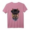Deutscher Schäferhund in Cowboyhut und Bandana - Kreatives Tierdesign T-Shirt für Hunde- und Tierliebhaber
