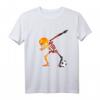HapKitten T-Shirt mit Dabbing Skelett und Fußball – Perfektes Geschenk für Männer, Frauen, Kinder und Fans