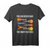 Niemals Zu Viele E-Gitarren Lustiges Gitarrist Musiker T-Shirt – Perfektes Geschenk für Gitarristen, Musikfans und Anfänger