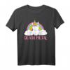 Heavy Metal Einhorn T-Shirt - Süßes Death Metal Unicorn mit Regenbogen für Fans von Rock, Punk und Festivals, perfektes Geschenk für Heavy Metal Enthusiasten