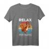 Damen Vintage Eichhörnchen T-Shirt mit V-Ausschnitt – Entspann dich, wir sind alle verrückt, perfektes Geschenk für Tierliebhaber, Freunde & Familie