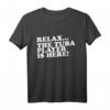 Entspannen Sie sich Der Tuba-Spieler ist hier T-Shirt - Lustiges Geschenk für Tuba-Liebhaber & Musiker