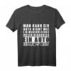 Ein Auto braucht Liebe T-Shirt – Humorvolles Tuning Spruch für Autoliebhaber und Werkstattfans