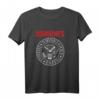 HapKitten Rock Band Langarmshirt mit rotem Siegeldesign – Vintage Musik Merchandise für Herren, Damen und Kinder