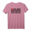 Ich liebe meine heiße Freundin - Lustiges Partner-T-Shirt mit Spruch für Valentinstag, Geburtstag & Weihnachten