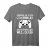 Zocken Reichet mir den Controller König PS5 Gamer T-Shirt – Lustiges Gaming Geschenk für Zocker & Esport-Fans