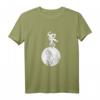 Jongleur mit Keulen auf einem Ball Jonglage T-Shirt - Perfektes Geschenk für Zirkus- und Freizeitartist, Geburtstag oder als Anerkennung für Jongliertechnik