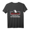 Fotografen T-Shirt mit Spruch 'Der tut nix, der will nur fotografieren' – Lustiges Outfit für Hobby- und Profi-Fotografen