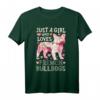 Französische Bulldogge Just A Girl Who Loves Dog Flower Women Floral T-Shirt – Niedliches Tierliebhaber Damen-Shirt für Hundemädchen