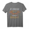Lustiges Rentner T-Shirt - N' Scheiß muss ich ich bin im Ruhestand Geschenk für Oma und Opa, die gerne reisen und den Ruhestand genießen