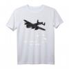 Make Music Not War T-Shirt mit Flugzeug und Gitarren – Friedenssymbol, Anti-Kriegs Design & Geschenkidee für Friedensliebende