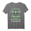Als Gott mich schuf grinste er und dachte das wird lustig - Lustiges Geburtstag T-Shirt mit Sarkastischem Spruch für Männer und Frauen