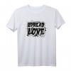 Spread Love Graffiti Streetart Liebe Peace Statement T-Shirt – Ausgefallenes Geschenk für Kunst- und Streetart-Fans zu Weihnachten & Geburtstag