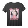 Femboy Anime Cute Little Skirt T-Shirt – Feminine Mode für Männer mit Pastel- und Maidcore-Ästhetik, ideal für Crossdresser und MTF